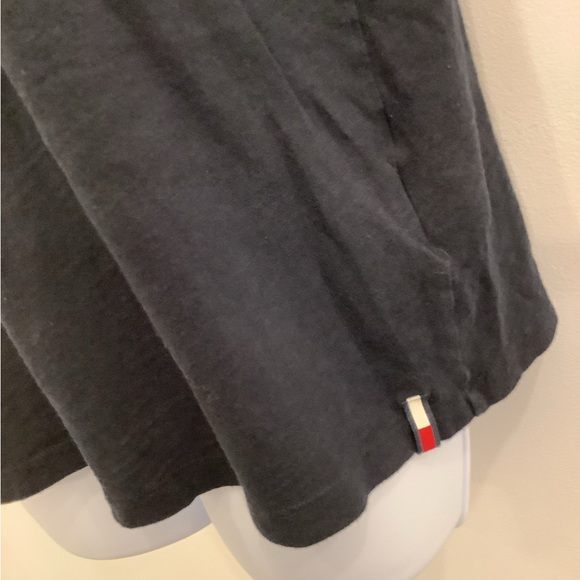 Tommy Hilfiger tee shirt - Picture 3 of 5